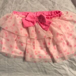Carter’s baby girl skirt size 6 months